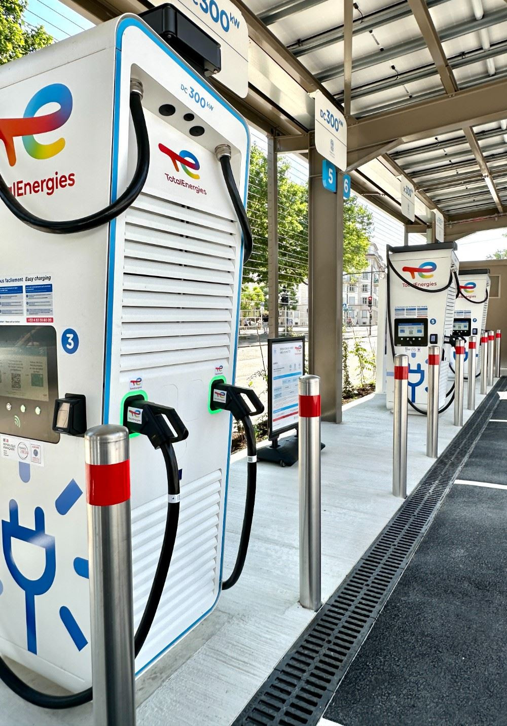 179 876 points de recharge électrique ouverts au public en France (09/2025)