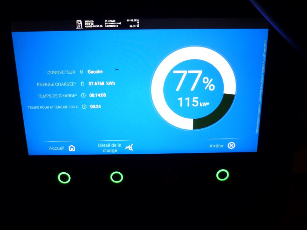 Une voiture électrique conçue sur une architecture 800 volts supprime les contraintes de l'électrique