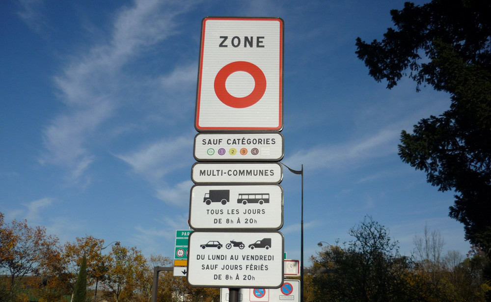 Les déplacements dans les ZFE vont devenir un coûteux casse-tête pour les automobilistes concernés
