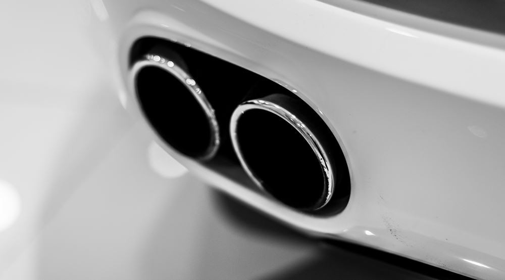 L'interdiction de la vente de véhicules neufs à moteur thermique dans l'Union européenne à partir de 2035 est jalonnée d'obstacles