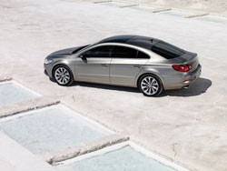 Volkswagen expose en première Européenne la Passat CC à Genève