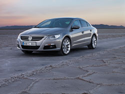Volkswagen expose en première Européenne la Passat CC à Genève