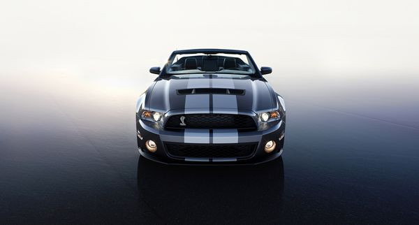 Ford présente la Mustang Shelby GT500 au salon de Détroit
