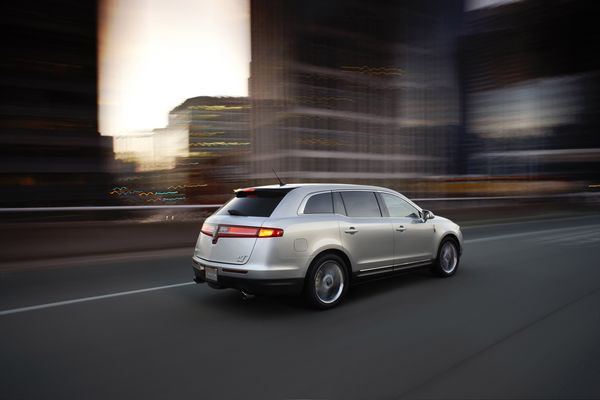 Lincoln présente le MKT à Détroit