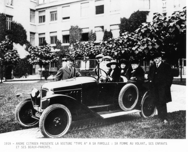 La 34e édition de Rétromobile ouvre ses portes pour 10 jours