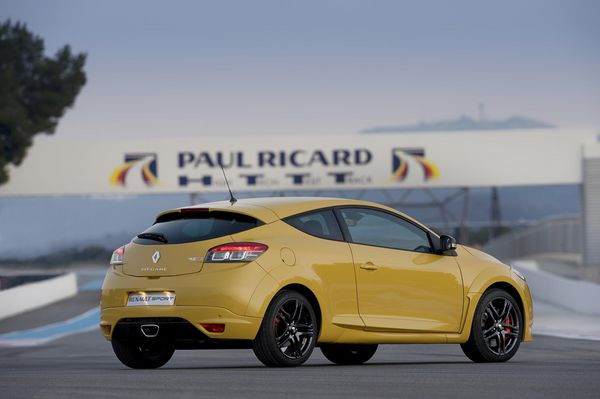 Renault présente la nouvelle Megane RS à Genève
