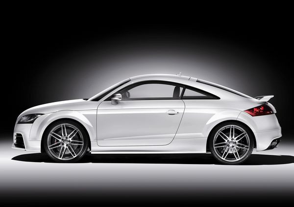 Audi présente la TT RS à Genève