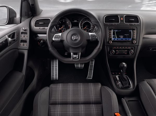 Volkswagen présente la nouvelle Golf GTD au salon de Leipzig