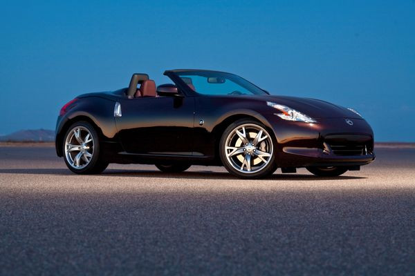 Premier pas à New-York pour le Nissan 370Z Roadster
