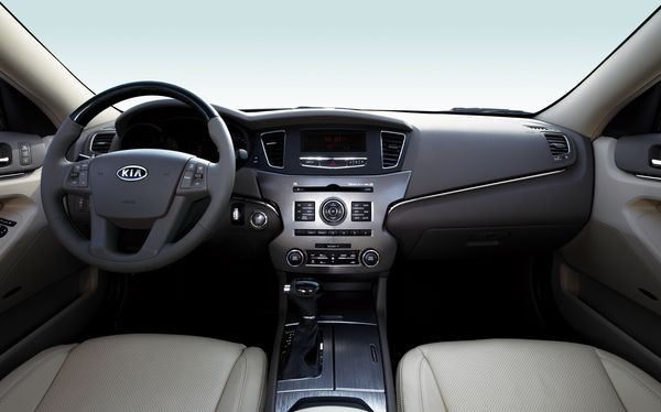 Kia dévoile sa nouvelle grande berline Cadenza