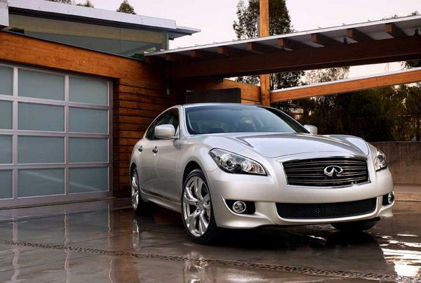 Infiniti présente sa nouvelle berline M