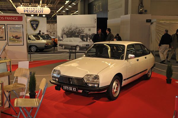 Citroën fête les 40 ans des SM et GS à Rétromobile