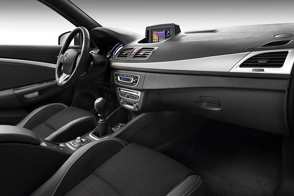 Renault dévoile son nouveau coupé cabriolet