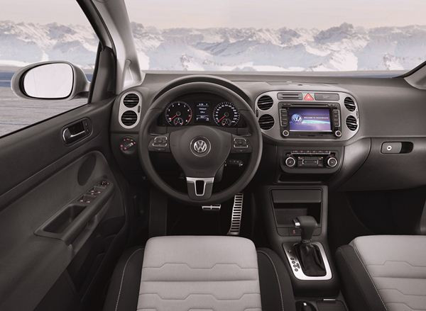 Première mondiale pour la Volkswagen Cross Golf à Genève