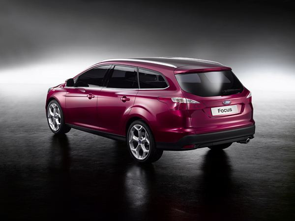 Ford dévoile la nouvelle Focus Clipper au salon de l'automobile de Genève