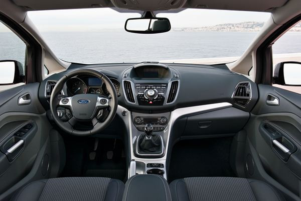 Ford présente le nouveau C-Max à Genève