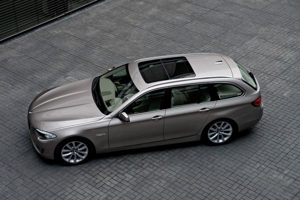 BMW présente la nouvelle Série 5 Touring