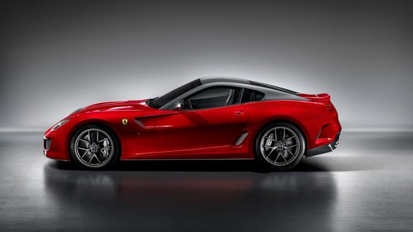 La nouvelle Ferrari 599 GTO dévoilée à Pékin