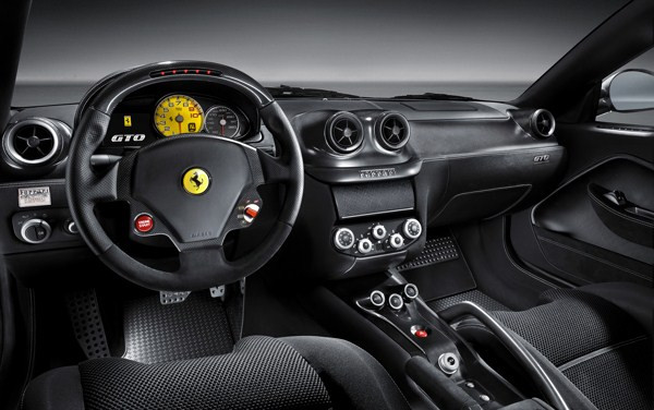 La nouvelle Ferrari 599 GTO dévoilée à Pékin