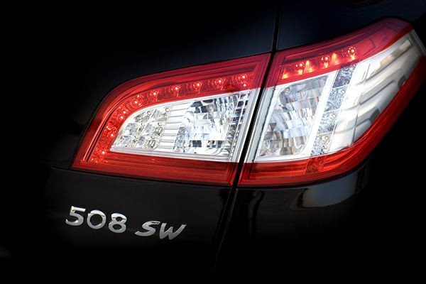 La nouvelle Peugeot 508 SW se dévoile