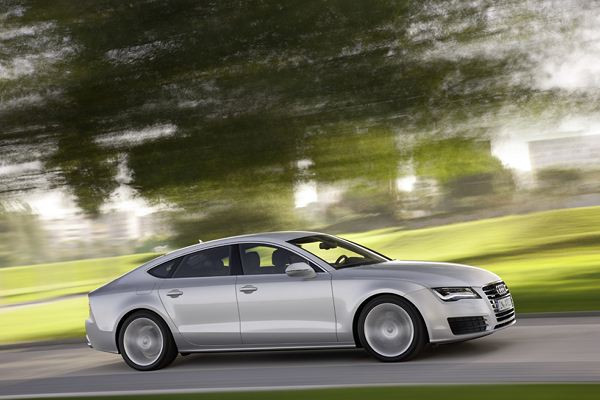 Première mondiale à Paris pour le nouveau coupé cinq portes A7 Sportback d'Audi