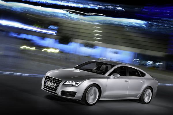 Première mondiale à Paris pour le nouveau coupé cinq portes A7 Sportback d'Audi