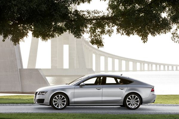 Première mondiale à Paris pour le nouveau coupé cinq portes A7 Sportback d'Audi