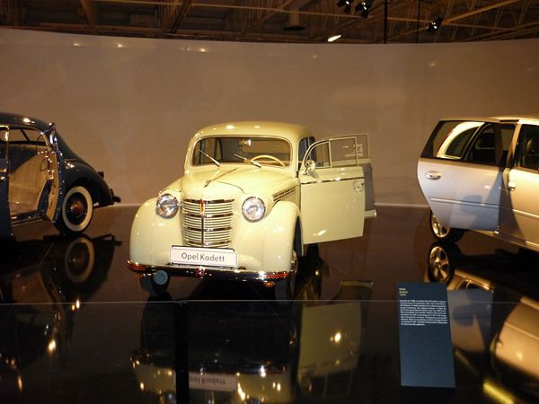 Découvrez l'Incroyable Collection du Mondial de l'Automobile 2010