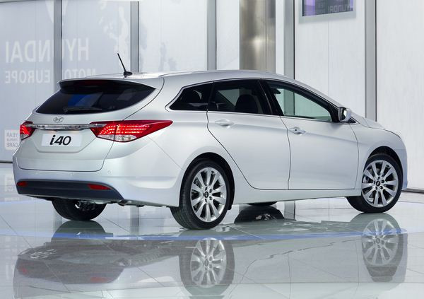 Hyundai dévoile la nouvelle i40 dans sa version break à Genève