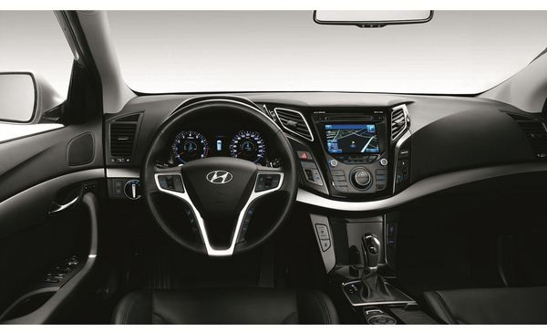 Hyundai dévoile la nouvelle i40 dans sa version break à Genève