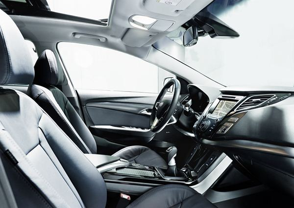 Hyundai dévoile la nouvelle i40 dans sa version break à Genève
