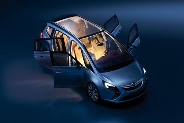 Le Zafira Tourer Concept se dévoile en première mondiale à Genève