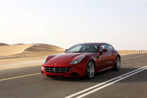 La nouvelle Ferrari Four se dévoile au salon de Genève
