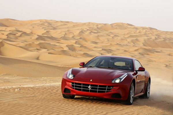 La nouvelle Ferrari Four se dévoile au salon de Genève
