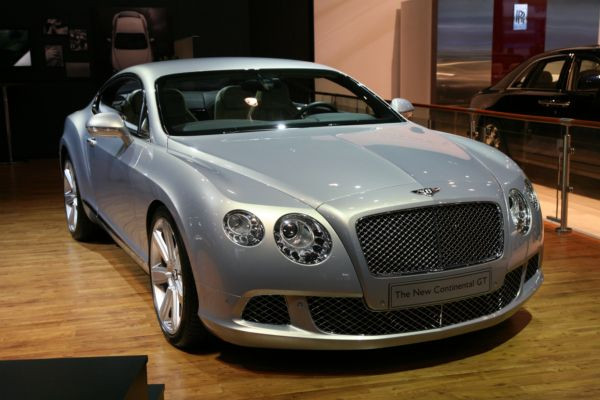 Le salon de l’automobile de New York ouvre ses portes au public américain