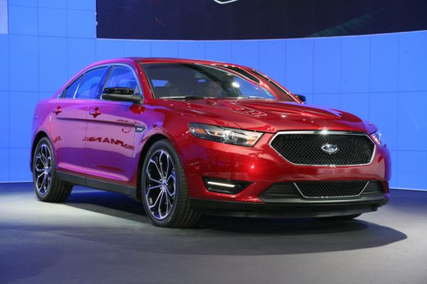 Le salon de l’automobile de New York ouvre ses portes au public américain
