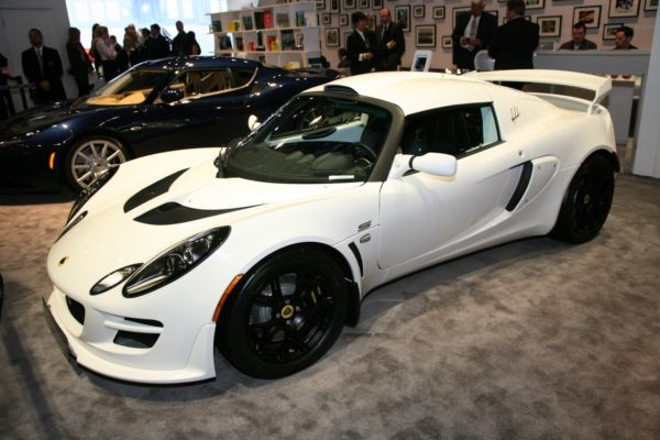 Le salon de l’automobile de New York ouvre ses portes au public américain