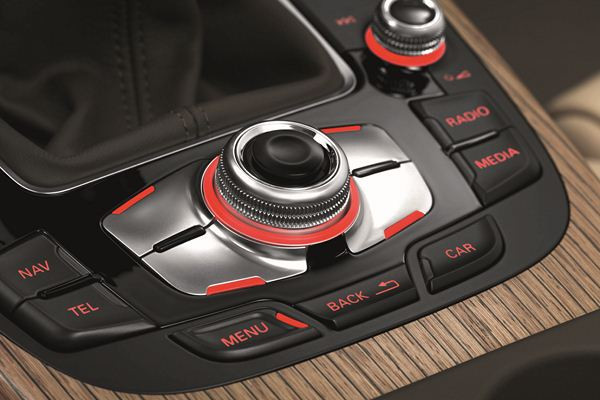 L'Audi A4 s'offre un léger restyling
