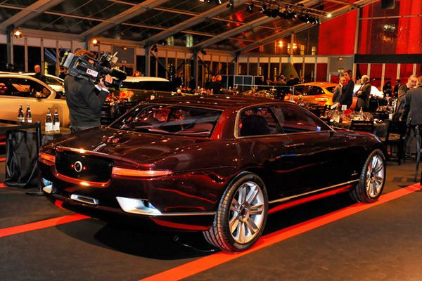 Le 27ème Festival Automobile International ouvre ses portes pour quatre jours