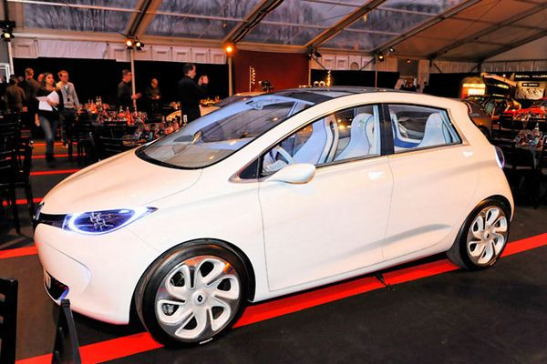 Le 27ème Festival Automobile International ouvre ses portes pour quatre jours