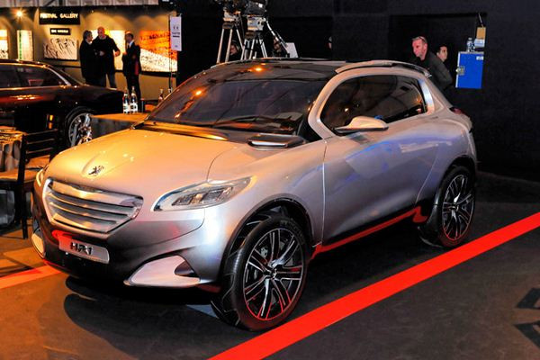 Le 27ème Festival Automobile International ouvre ses portes pour quatre jours