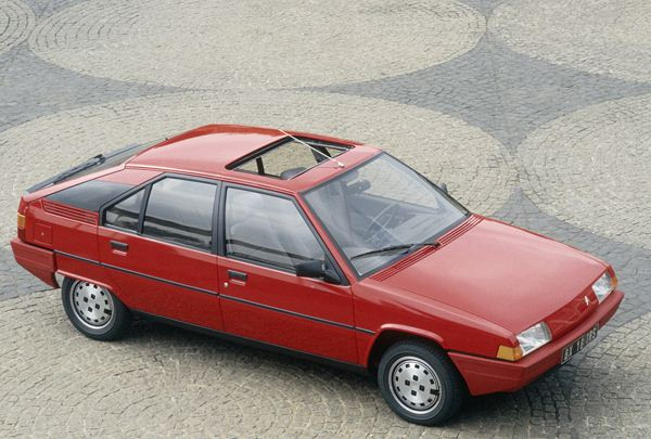Citroën fête les 30 ans de la BX à Rétromobile