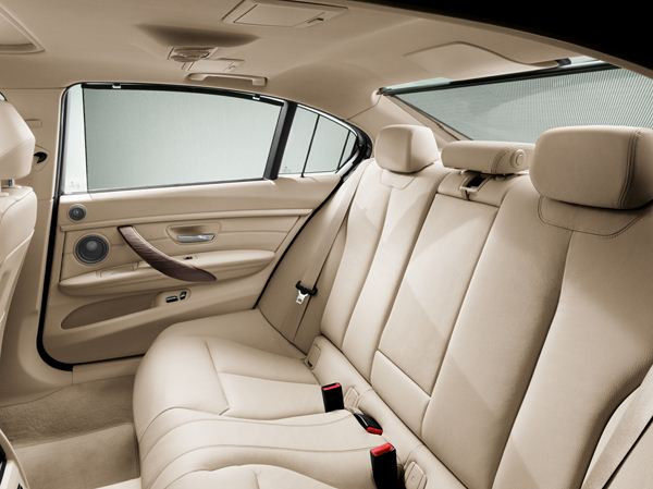 Une version longue de la nouvelle berline BMW Série 3 présentée à Pékin