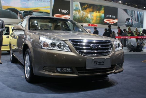 Dans les allées du salon de l'automobile de Pékin