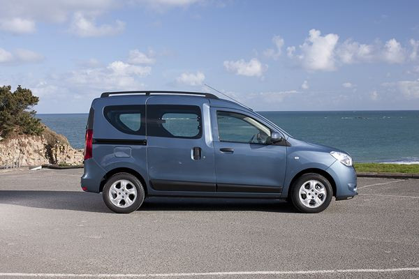 Le combispace cinq places Dacia Dokker se découvre