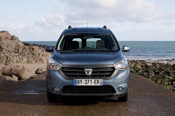 Le combispace cinq places Dacia Dokker se découvre