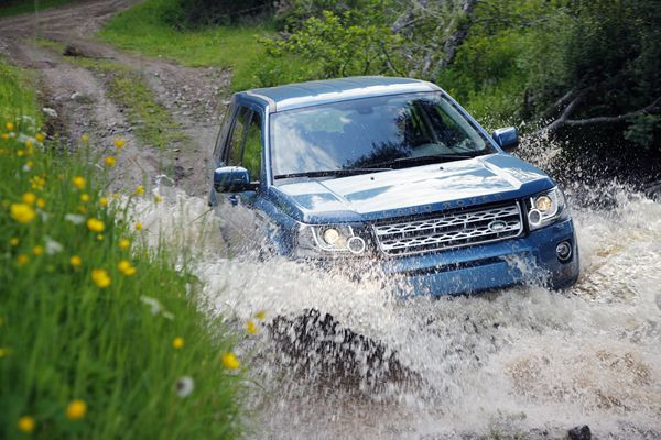 Le nouveau Land Rover Freelander se dévoile au salon de Moscou