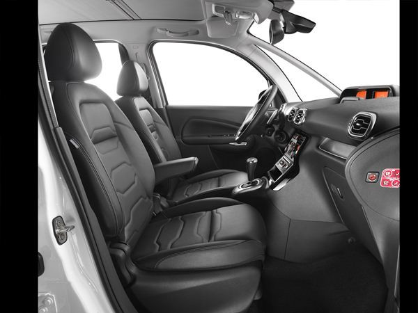 Le Citroën C3 Picasso s'offre un très léger restyling