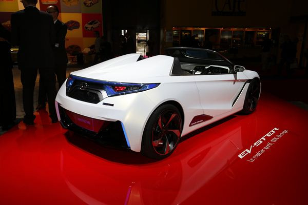 Découvrez toutes les nouveautés du Mondial de l’Automobile de Paris 2012