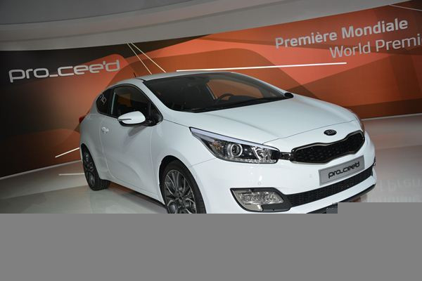 Découvrez toutes les nouveautés du Mondial de l’Automobile de Paris 2012